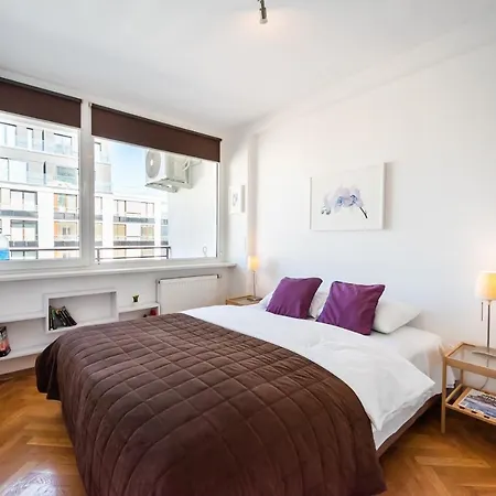 Zelazna Sky Nest Apartment Warsaw Exterior photo