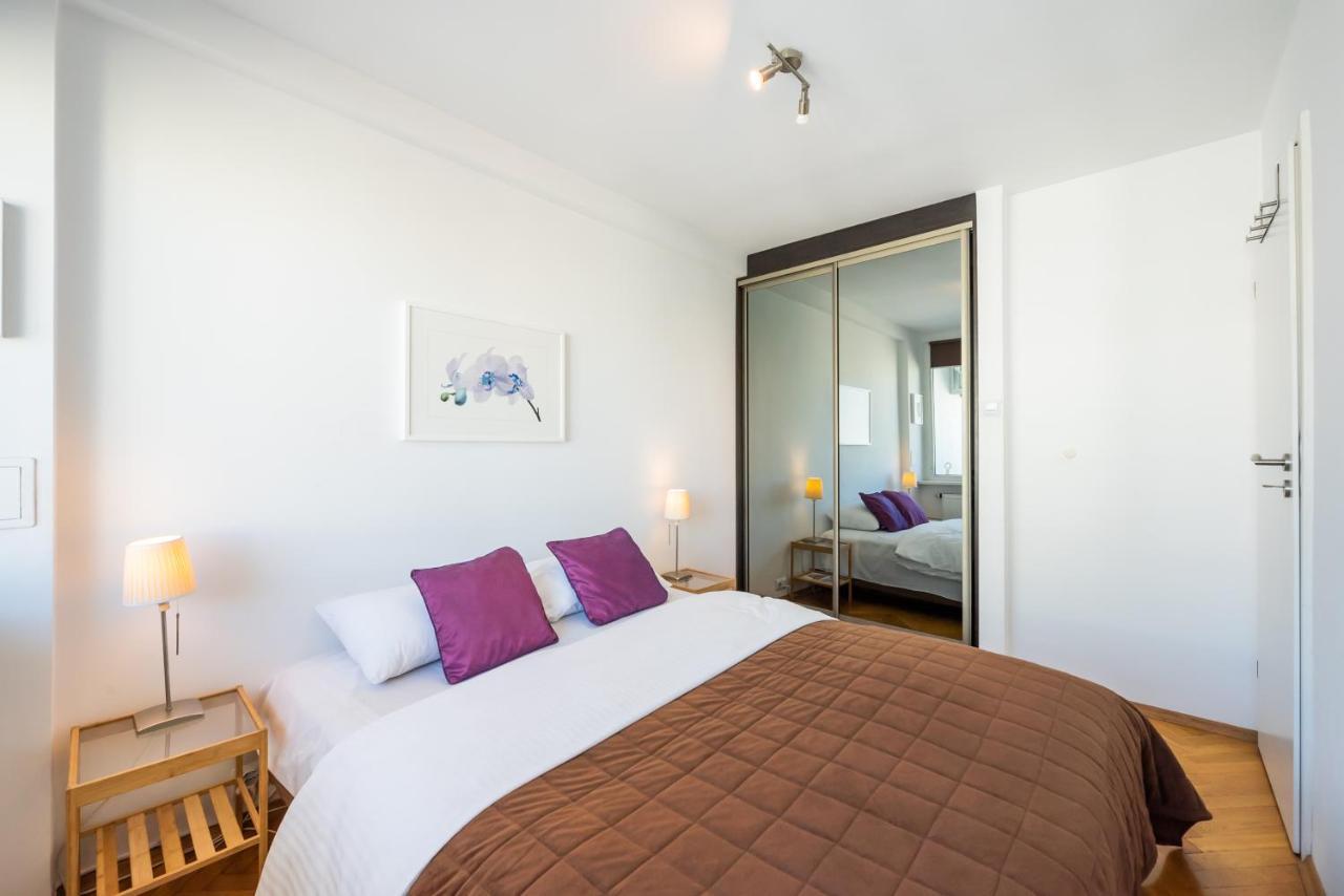 Zelazna Sky Nest Apartment Warsaw